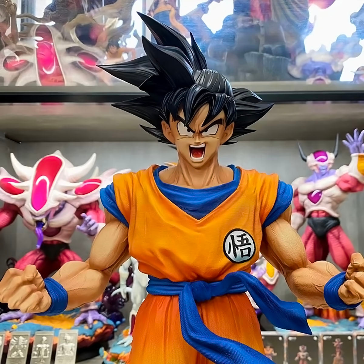 Dragon Ball - DRT008 - Anime Dragon Ball Z Son Goku Super Saiyan Figure Action Figure Model Desktop Ornaments Collectibles Models Anime Toys Gifts