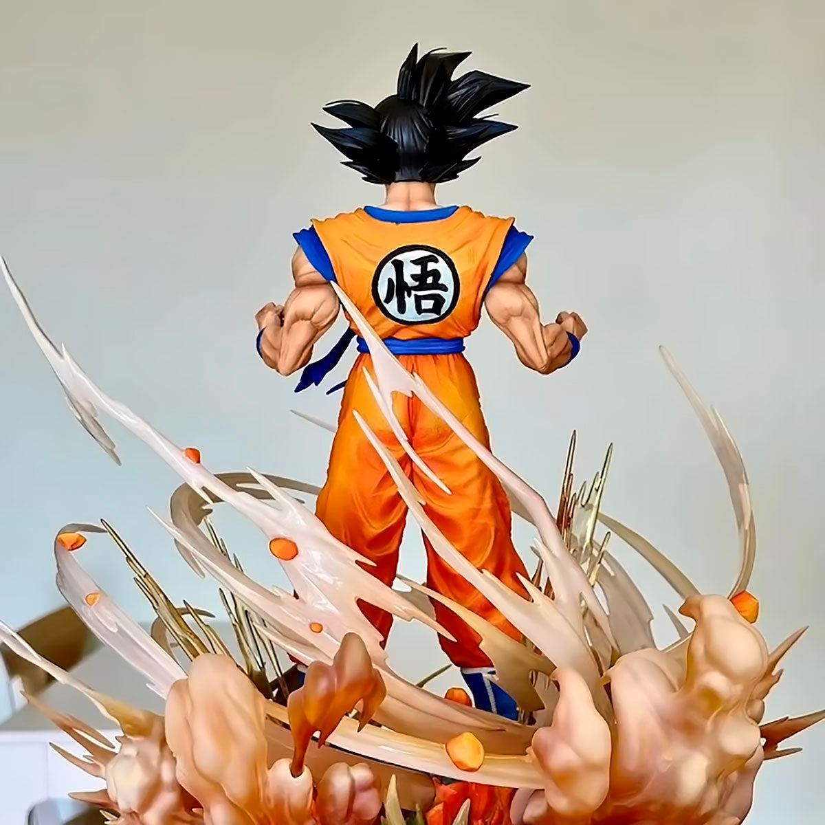 Dragon Ball - DRT008 - Anime Dragon Ball Z Son Goku Super Saiyan Figure Action Figure Model Desktop Ornaments Collectibles Models Anime Toys Gifts